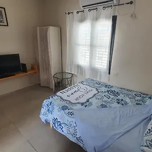 Quiet House דירה